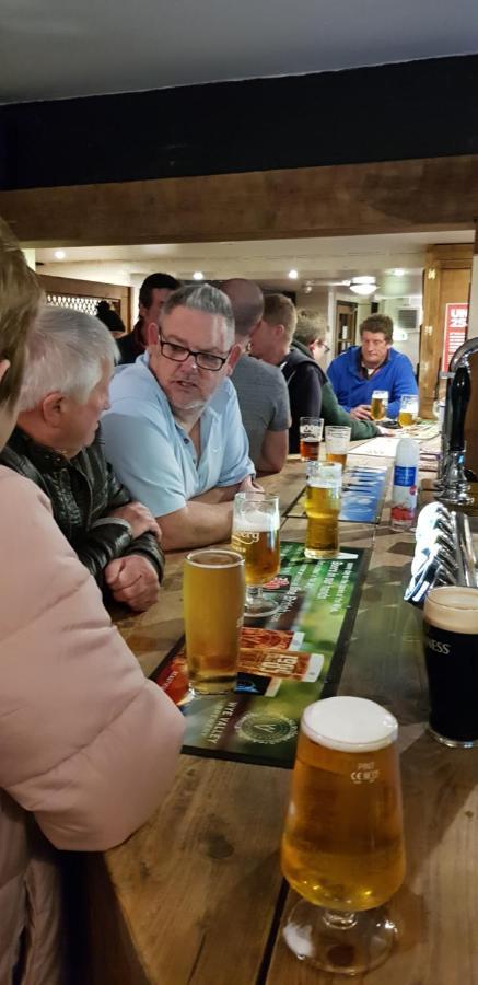 Bronllys The Cock Hotel מראה חיצוני תמונה